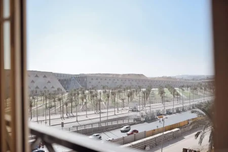 Deluxe triple room Grand Egyptian museum view